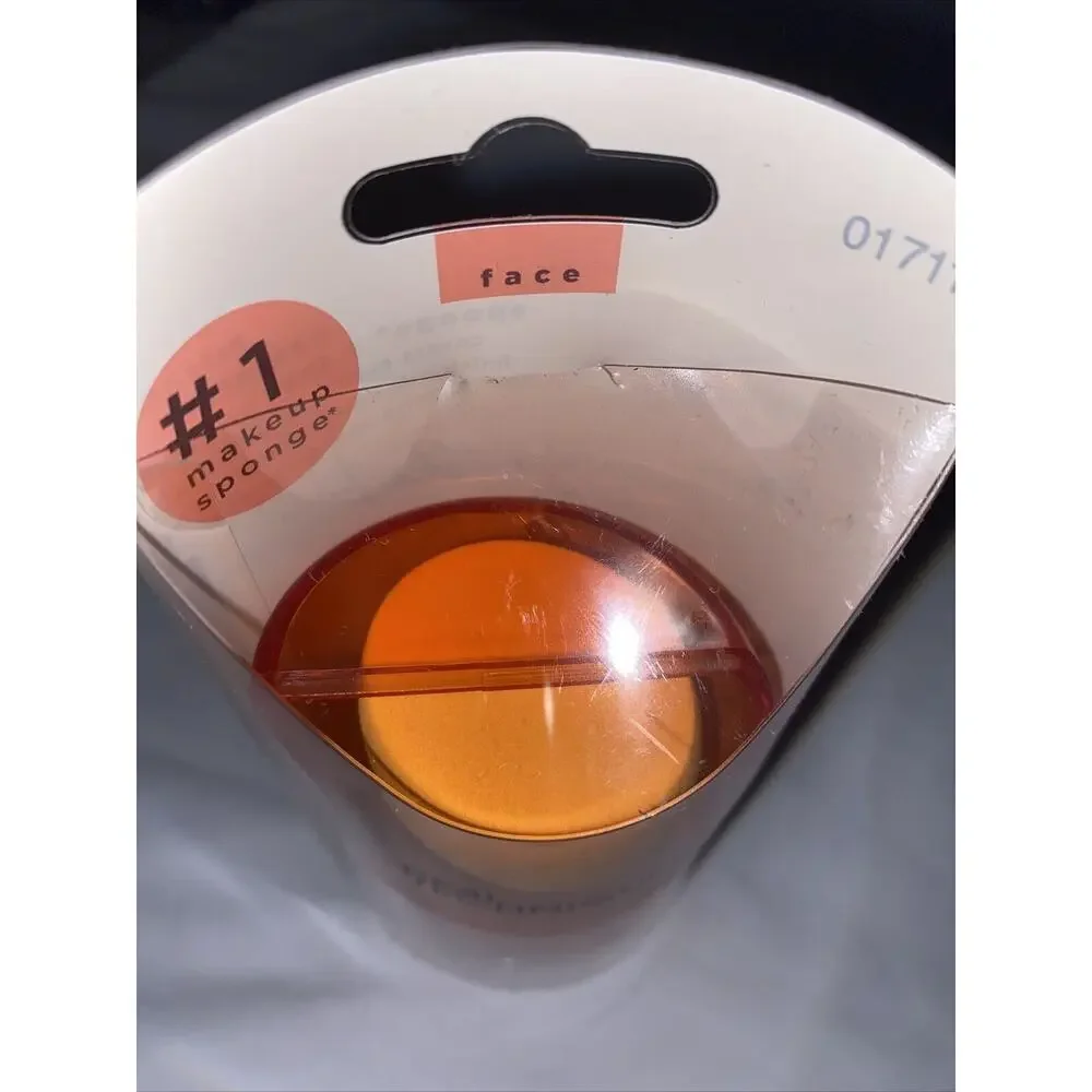 Real Techniques Miracle Complexion Sponge + Travel Sponge Case 01711 New in Box